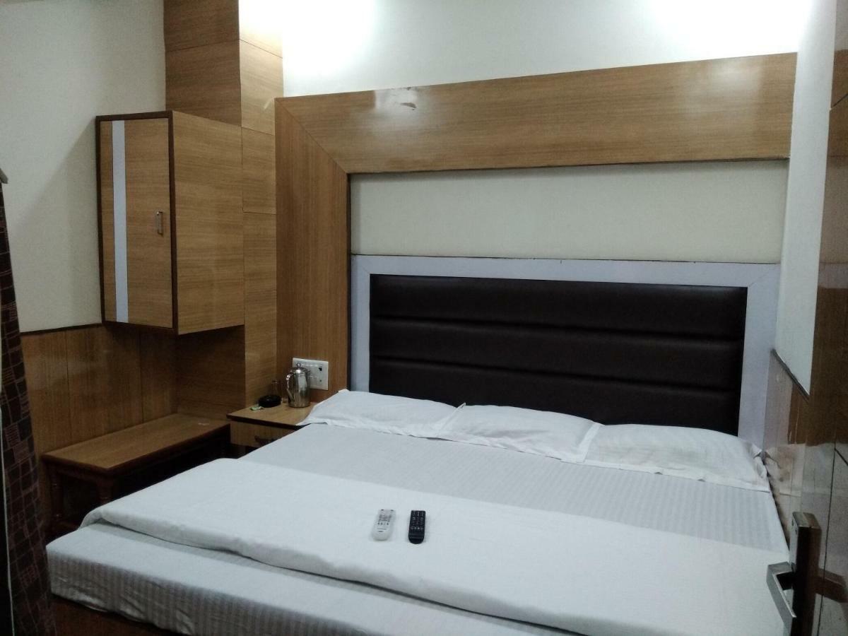 Comfort Triple Room with Shower