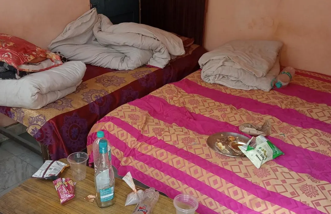 Ever Green Guest House Travel&PG-1
