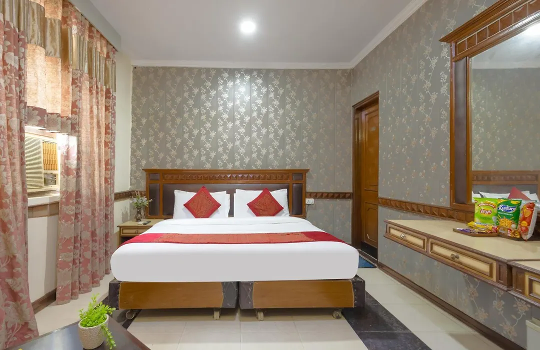 Hotel Amar Inn By Quadis - Lajpat Nagar-1