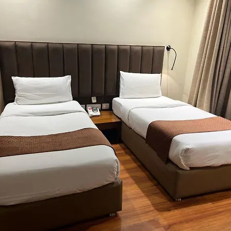 Uds Villa Scandinavian - Next To Vfs, Walking To Connaught Place-3